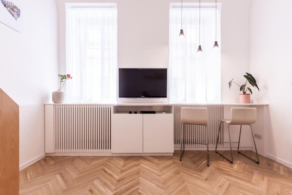 Eszter'S Lovely Downtown Apartment Budapesta Exterior foto